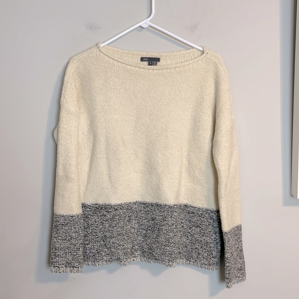 Vince crew neck cream and black sweater size small